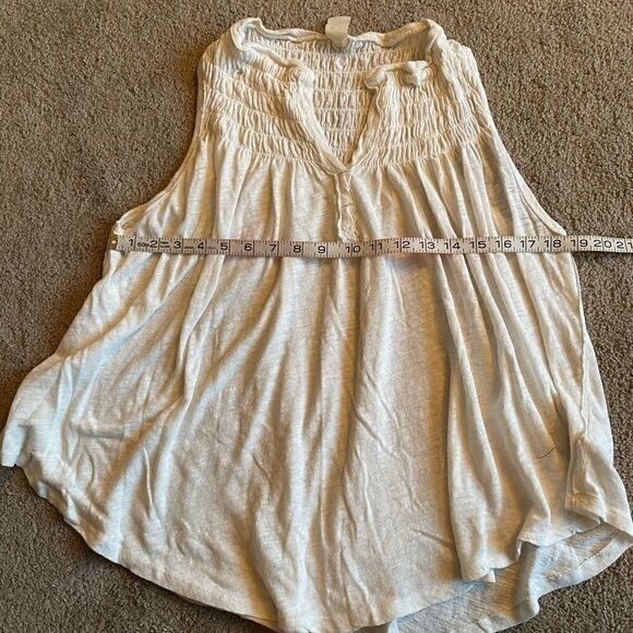 We the Free, sleeveless, linen/cotton blend top - Picture 8 of 9